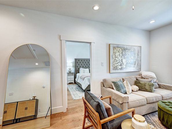 3509 Huntsford Drive, Houston TX 77008