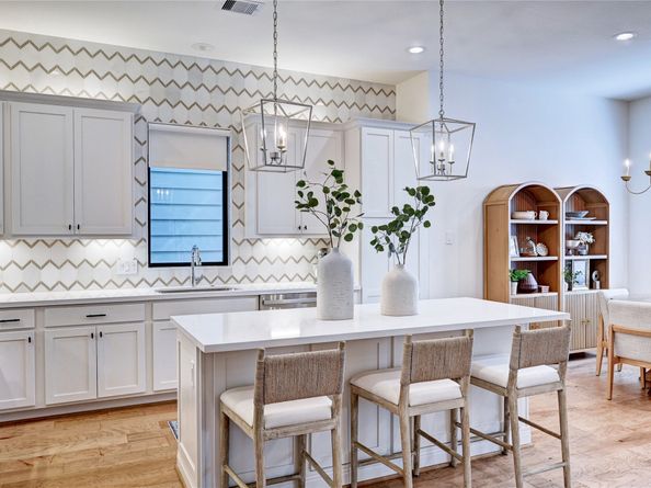 3509 Huntsford Drive, Houston TX 77008