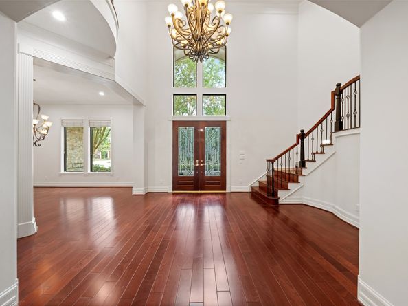 98 Northgate Drive, The Woodlands TX 77380