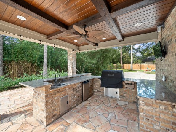 98 Northgate Drive, The Woodlands TX 77380