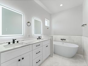 4752 Martin Hill Street, Houston TX 77018