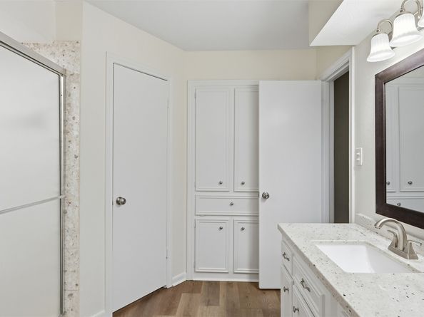 2715 Wildridge Drive, Kingwood TX 77339