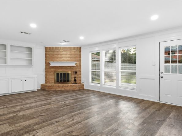 2715 Wildridge Drive, Kingwood TX 77339