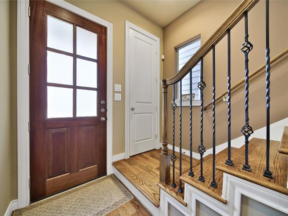 1113 Sherwood Trails, Houston TX 77043