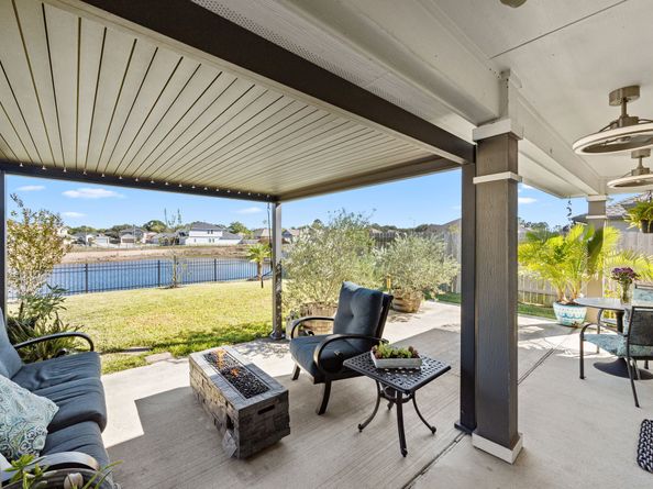 1046 Bending Trail Drive, Tomball TX 77375