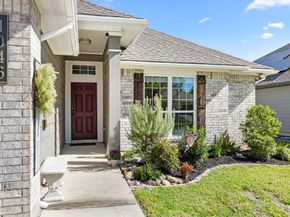 1046 Bending Trail Drive, Tomball TX 77375