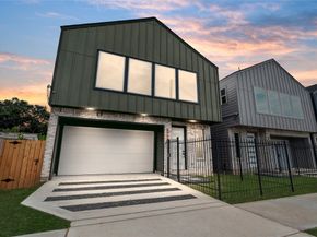 6908 England Street, Houston TX 77021