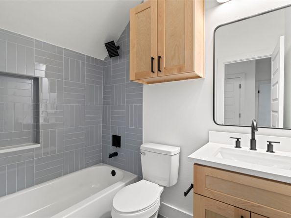 6908 England Street, Houston TX 77021