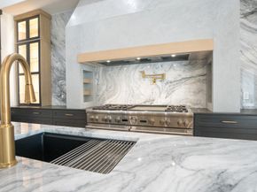 7214 Blandford Lane, Houston TX 77055