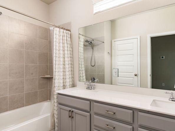 9810 Falling Fern Lane, Houston TX 77080