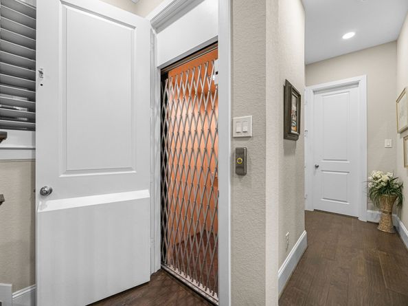 11932 Stirling Row Lane, Houston TX 77082