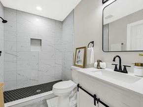 9434 E Avenue K, Houston TX 77012