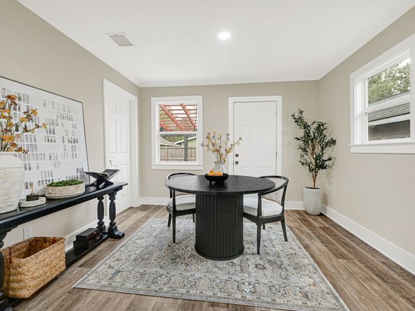 9434 E Avenue K, Houston TX 77012