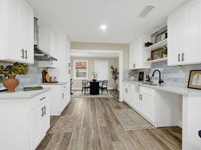 9434 E Avenue K, Houston TX 77012