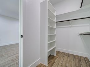 1939 Woodvine Drive, Houston TX 77055