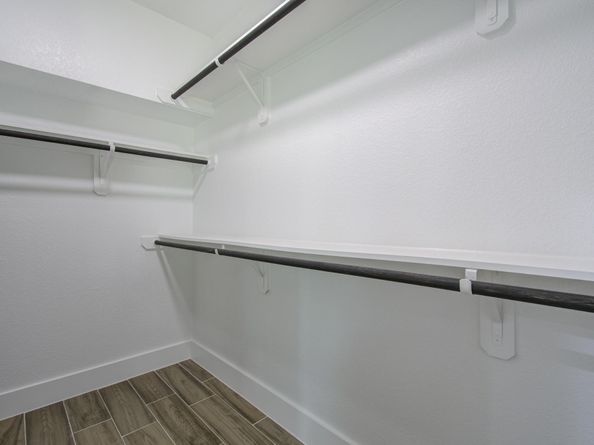 1939 Woodvine Drive, Houston TX 77055