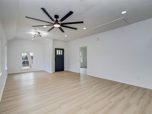 1909 Melbourne Street, Houston TX 77026