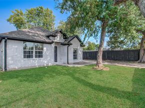1909 Melbourne Street, Houston TX 77026