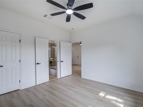 1909 Melbourne Street, Houston TX 77026