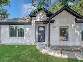 1909 Melbourne Street, Houston TX 77026