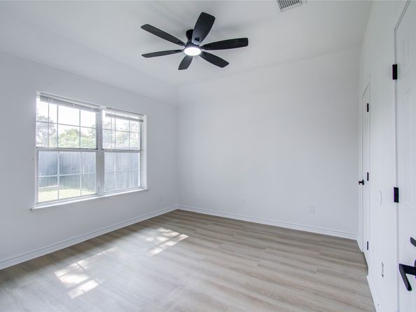 1909 Melbourne Street, Houston TX 77026