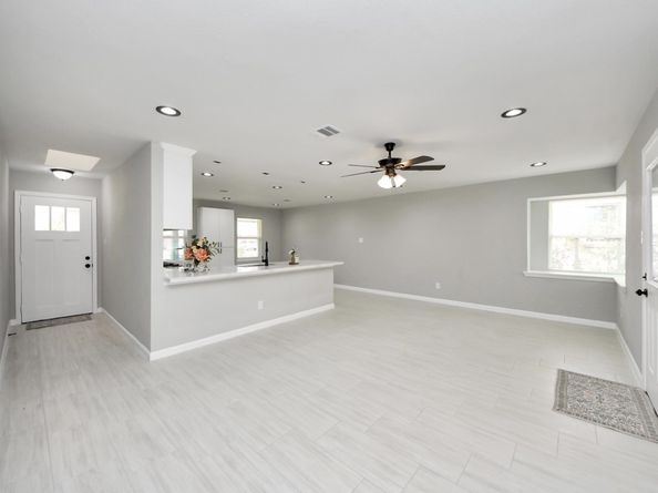 9606 Guest Street, Houston TX 77078