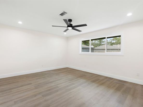 5514 Cheena Drive, Houston TX 77096