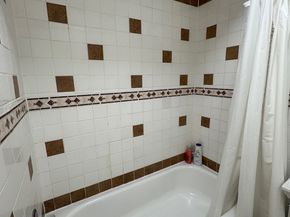 2701 Bellefontaine Street A26, Houston TX 77025