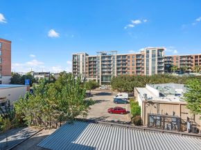 1406 Columbus St Street 303, Houston TX 77019