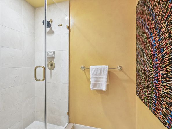 1000 Uptown Park Boulevard 93, Houston TX 77056