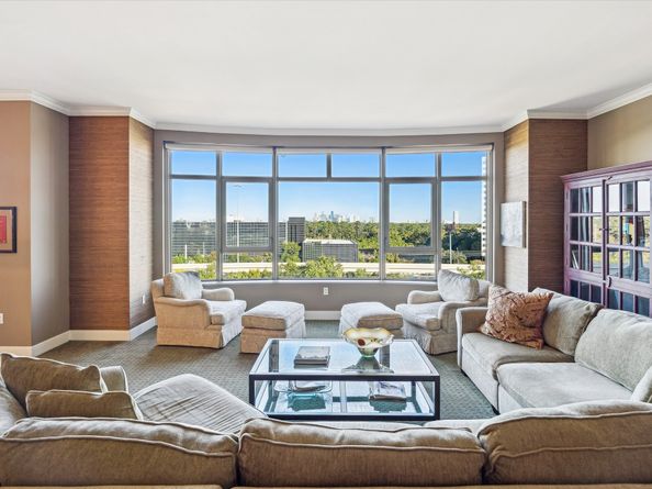 1000 Uptown Park Boulevard 93, Houston TX 77056