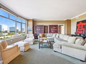 1000 Uptown Park Boulevard 93, Houston TX 77056