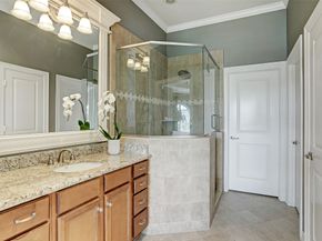 2810 Helena Street, Houston TX 77006