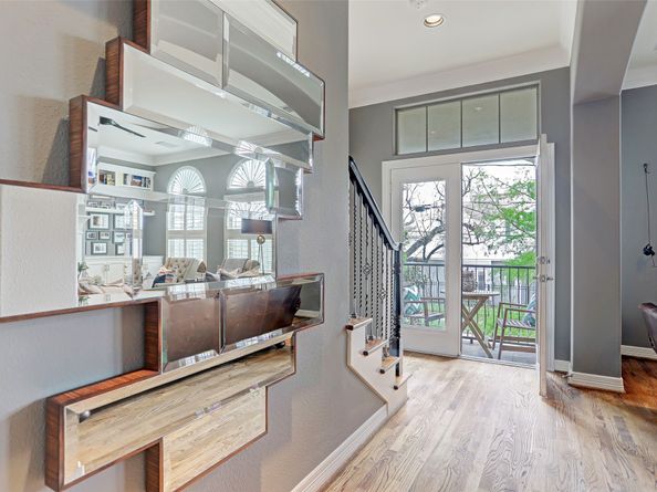 2810 Helena Street, Houston TX 77006