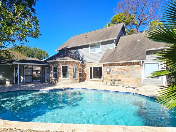 2287 Woodland Springs Street, Houston TX 77077