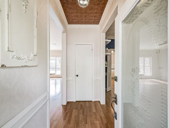 2287 Woodland Springs Street, Houston TX 77077