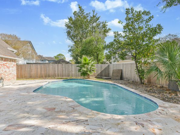 2287 Woodland Springs Street, Houston TX 77077