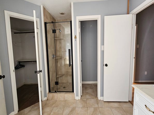 2287 Woodland Springs Street, Houston TX 77077