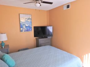 7047 Bissonnet Street 44, Houston TX 77074