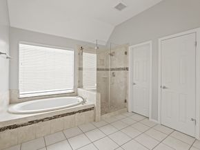 17710 Noble Oak Court, Houston TX 77095