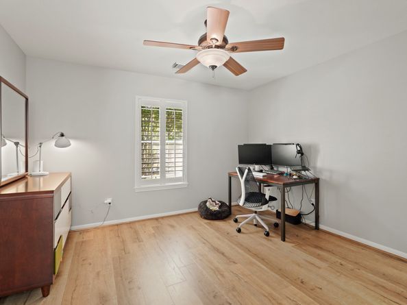 17710 Noble Oak Court, Houston TX 77095