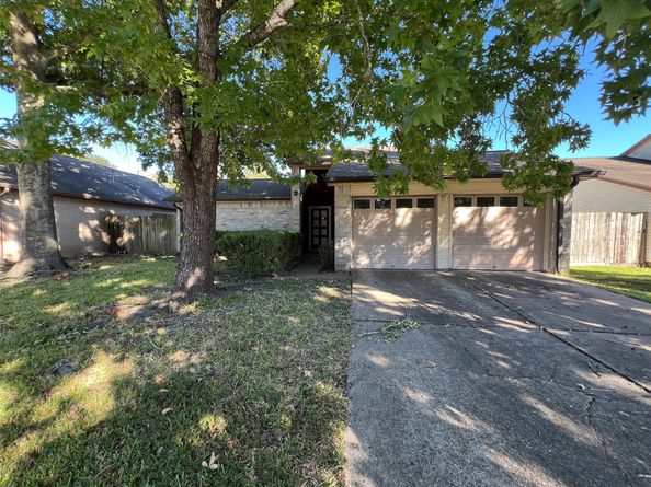 6507 Paso Del Sol Drive, Houston TX 77083