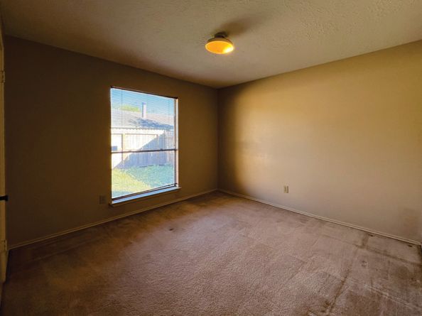 6507 Paso Del Sol Drive, Houston TX 77083