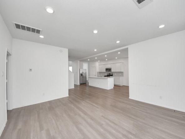 24063 Hawthorn Lakes Drive, New Caney TX 77357