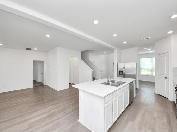 24063 Hawthorn Lakes Drive, New Caney TX 77357