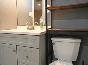 608 Archer Street, Houston TX 77009