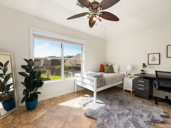 7006 Tallow Knoll Lane, Richmond TX 77407