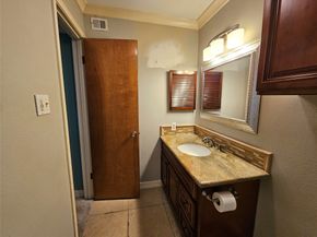 2507 Montrose Boulevard 12, Houston TX 77006