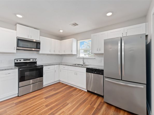 8617 Clarington Street, Houston TX 77016