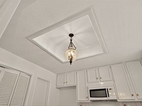 11711 Memorial Drive 13, Houston TX 77024